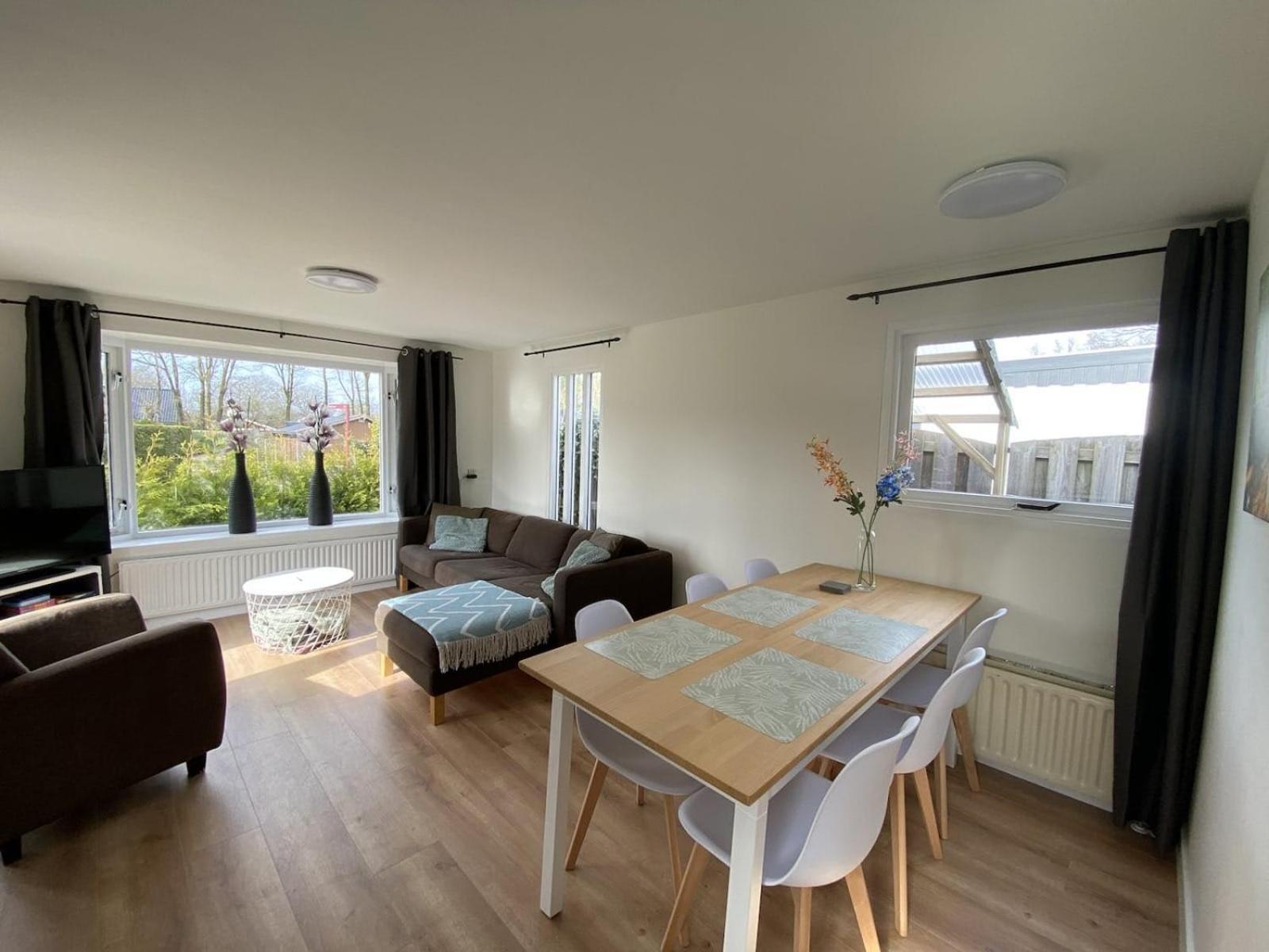 Veluwe Vakanties Chalets With Private Barrel Sauna - With Pool Bar And Restaurant Facilities In The Veluwe National Park Putten Ngoại thất bức ảnh